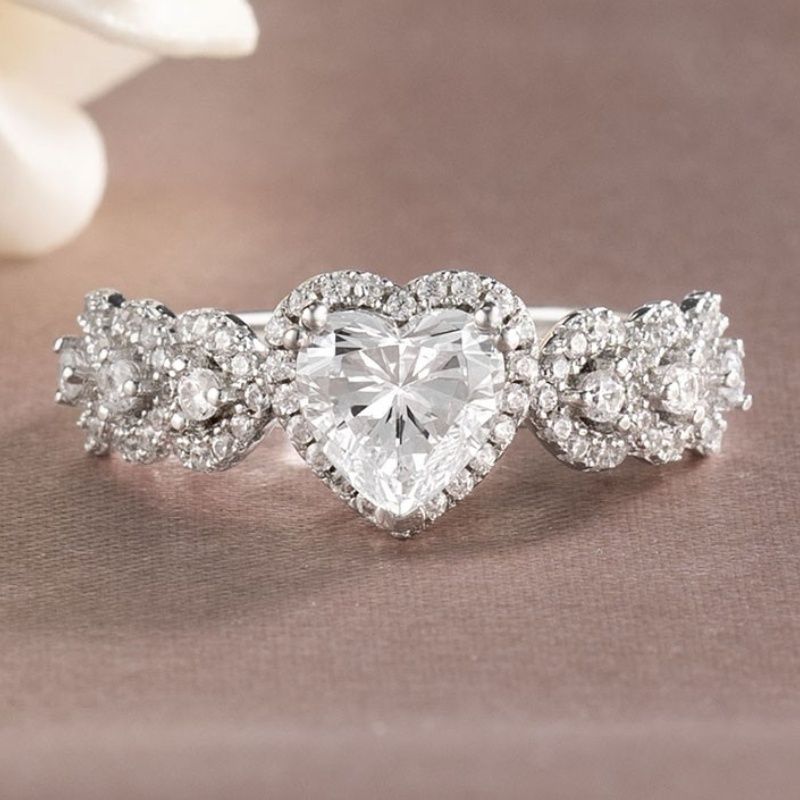 Delicate 925 Silver Plated Micro Pave Zircon Heart Cut White Crystal Rings For Women Bridal Romantic Engagement Proposal Gift